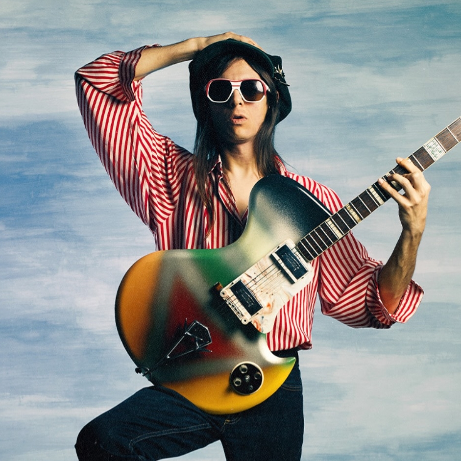 Neuigkeiten aus Italien: Lucio Corsi geht auf Europatournee – Regelwerk von Sanremo Giovani 2025 veröffentlicht