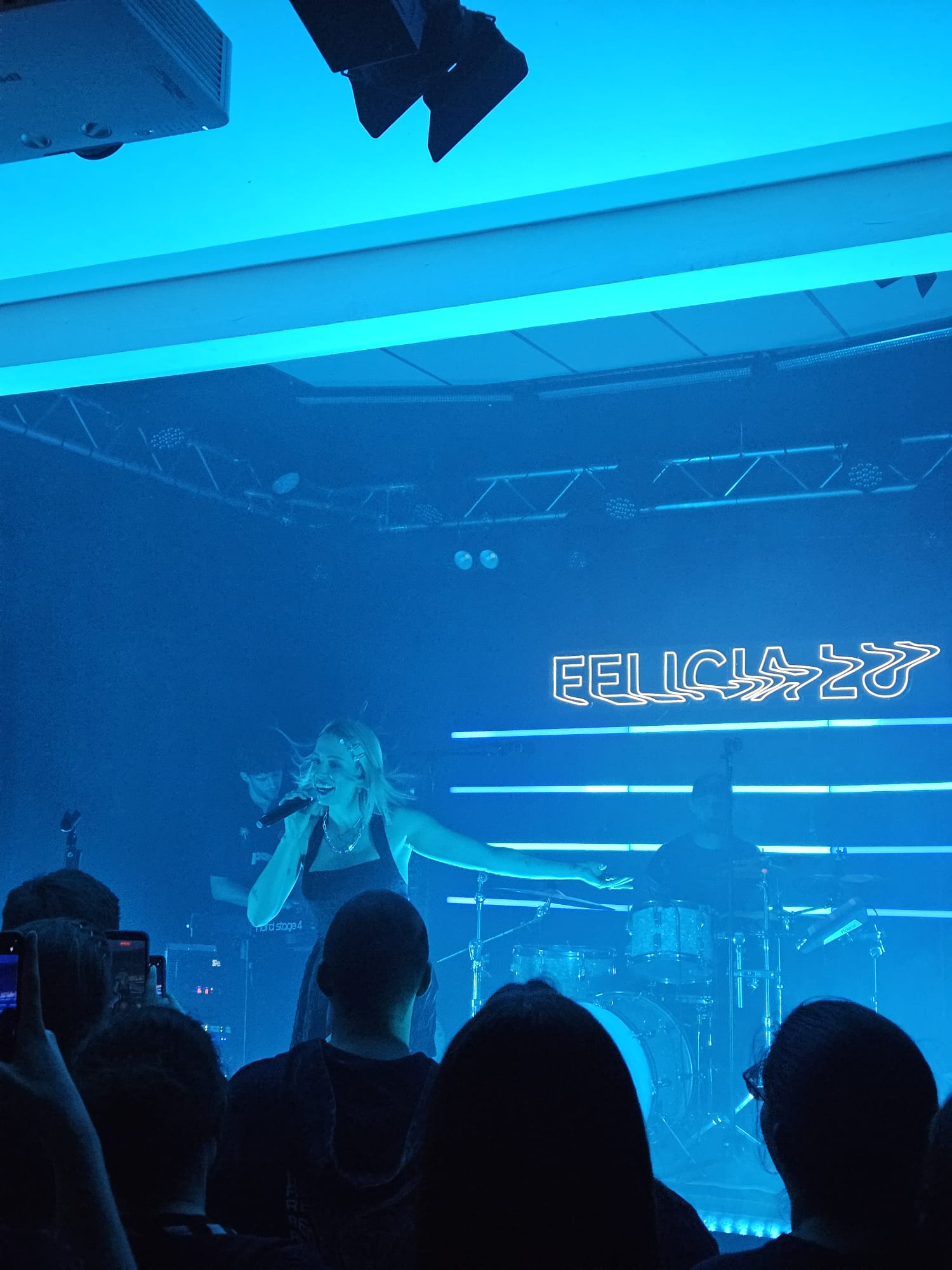 Leser-Konzertbericht: Felicia Lu mit ihrer Bittersweet-Tour live in Hamburg