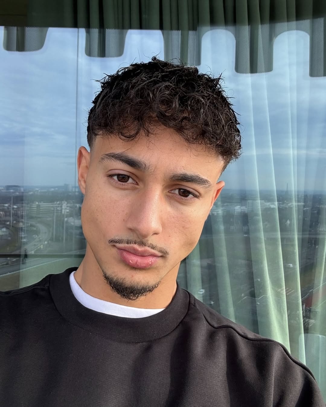 Rapper Milano bei „Das deutsche Finale 2026“? Spekulationen um Deutschlands ESC-Vorentscheid