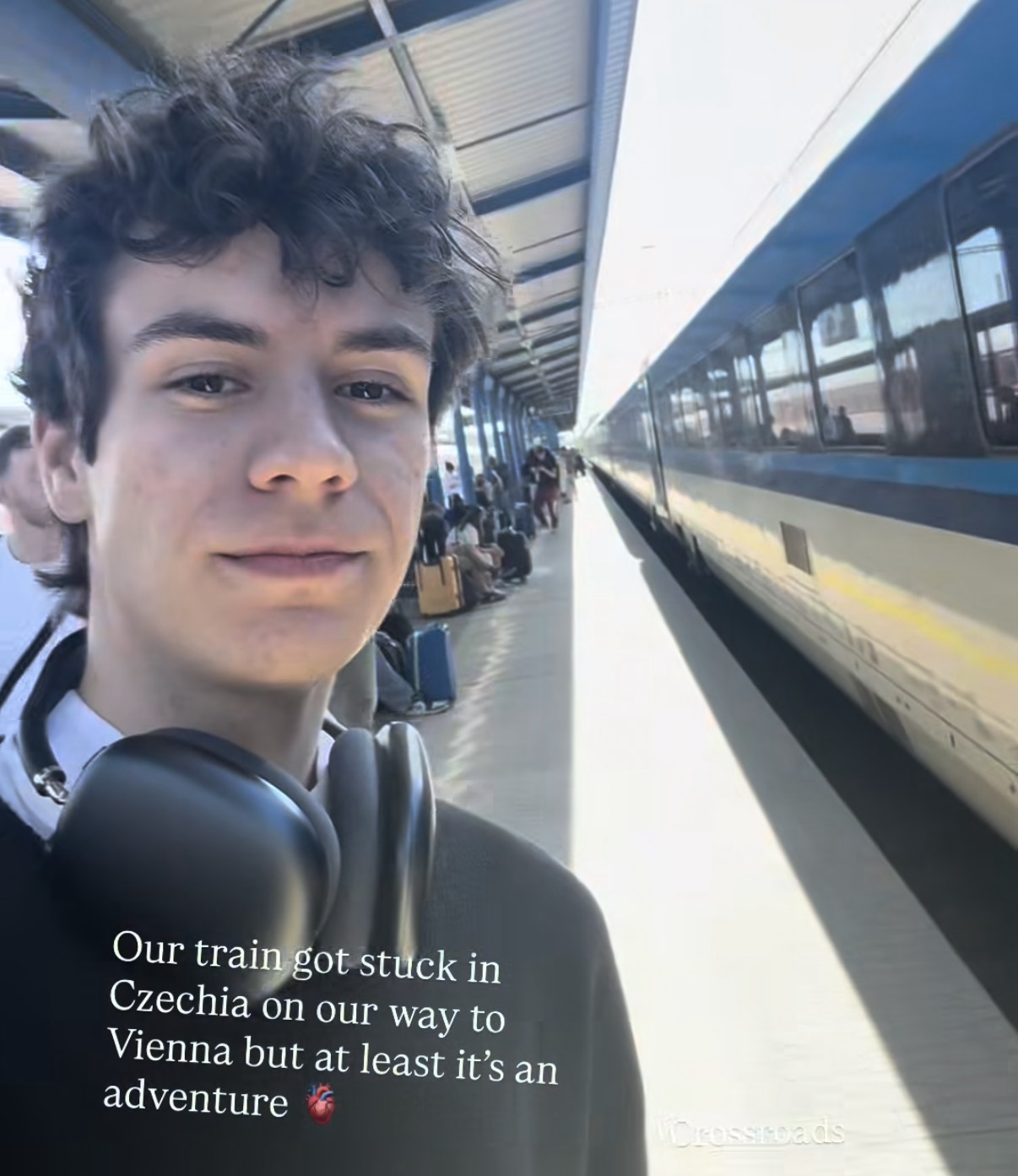Erste Probe beim ESC 2026: Daniel Zizka mit „CROSSROADS“ für Tschechien